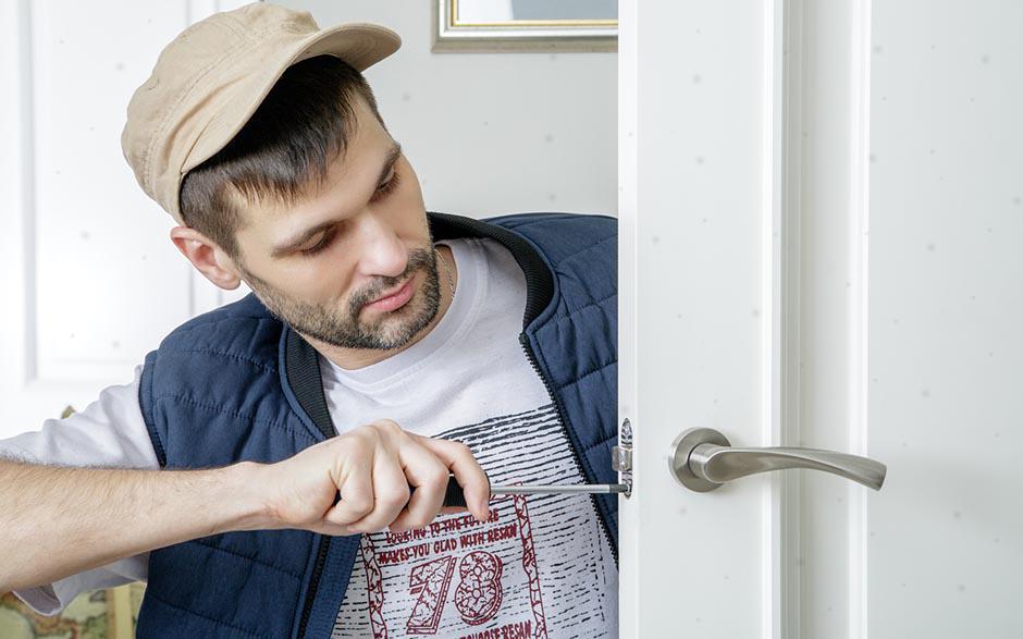 changer une serrure de porte Domont